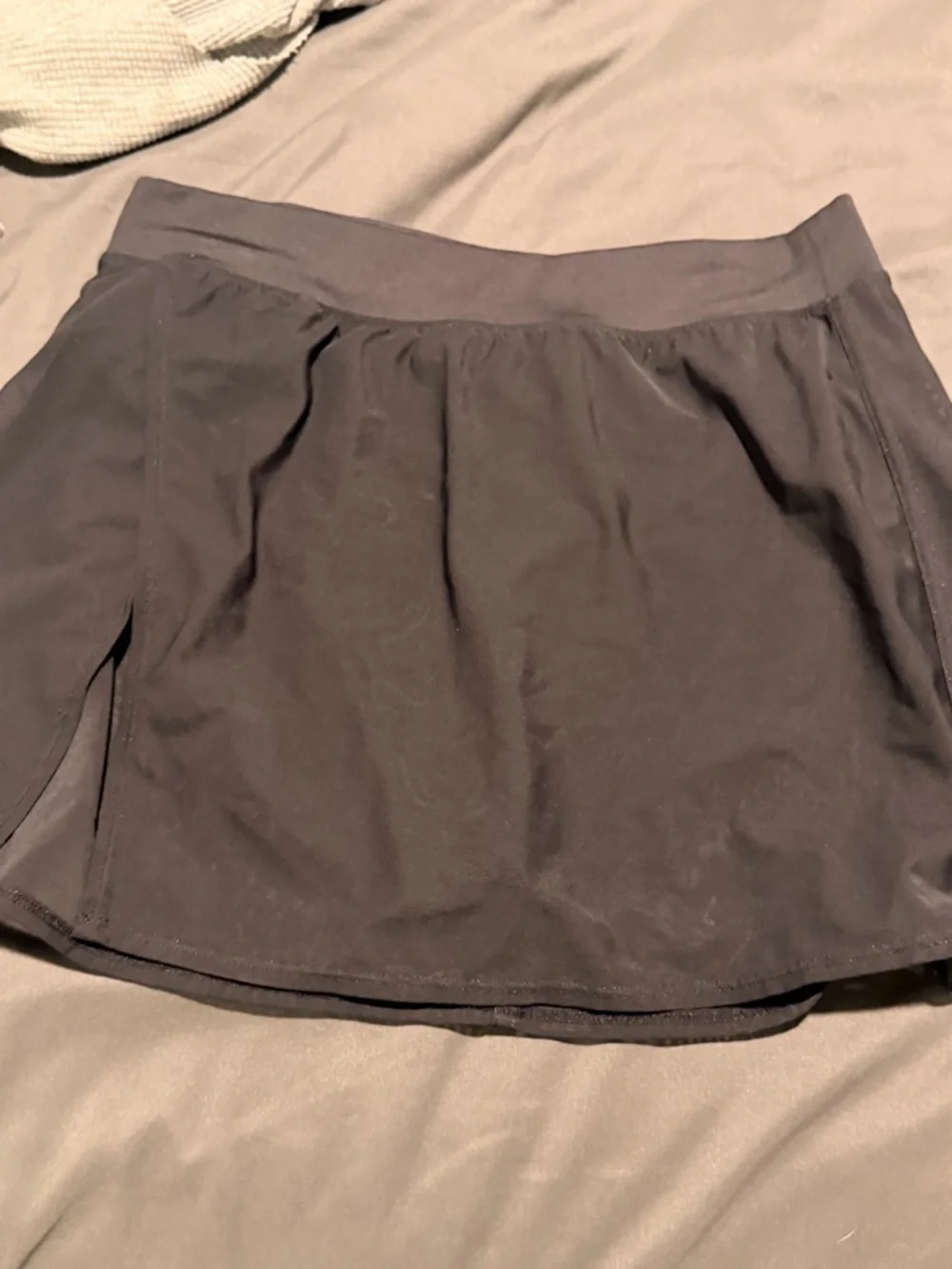 ALO Yoga Black Mesh Active Skort